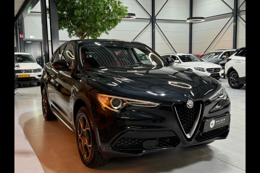 Alfa Romeo Stelvio 2.0 T AWD Super Q4 Garantie Camera PDC Leder Elek Achterklep DAB LED Cruise Clima Navi Rijklaar