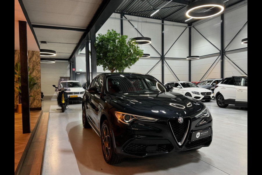 Alfa Romeo Stelvio 2.0 T AWD Super Q4 Garantie Camera PDC Leder Elek Achterklep DAB LED Cruise Clima Navi Rijklaar