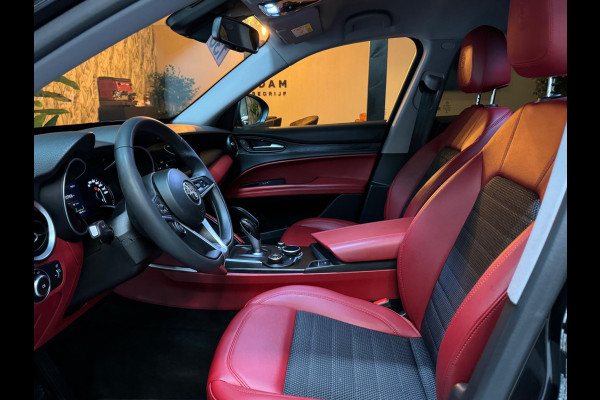 Alfa Romeo Stelvio 2.0 T AWD Super Q4 Garantie Camera PDC Leder Elek Achterklep DAB LED Cruise Clima Navi Rijklaar