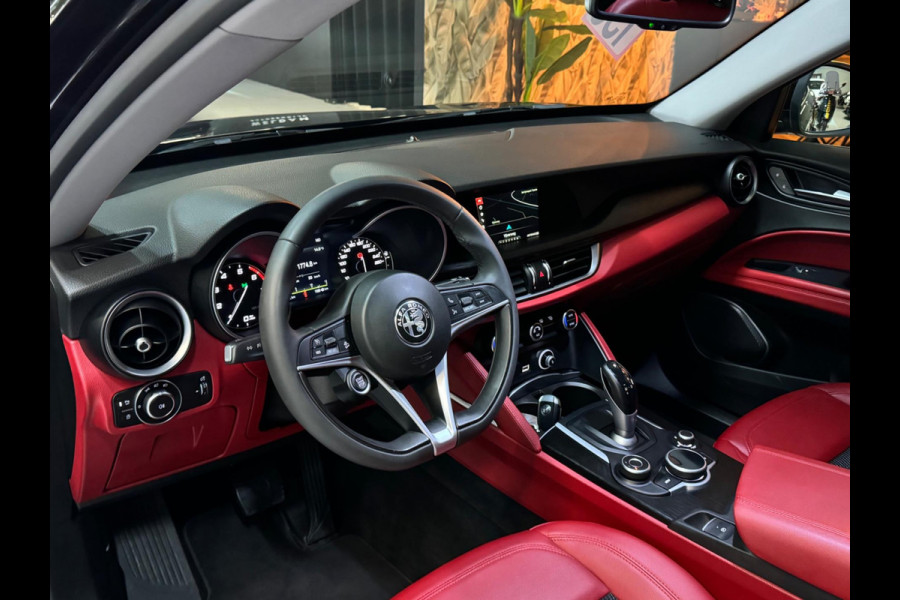 Alfa Romeo Stelvio 2.0 T AWD Super Q4 Garantie Camera PDC Leder Elek Achterklep DAB LED Cruise Clima Navi Rijklaar