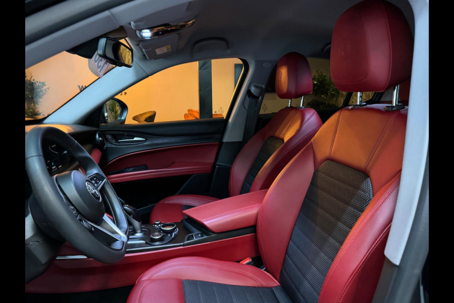 Alfa Romeo Stelvio 2.0 T AWD Super Q4 Garantie Camera PDC Leder Elek Achterklep DAB LED Cruise Clima Navi Rijklaar