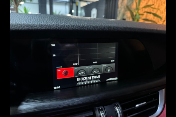 Alfa Romeo Stelvio 2.0 T AWD Super Q4 Garantie Camera PDC Leder Elek Achterklep DAB LED Cruise Clima Navi Rijklaar
