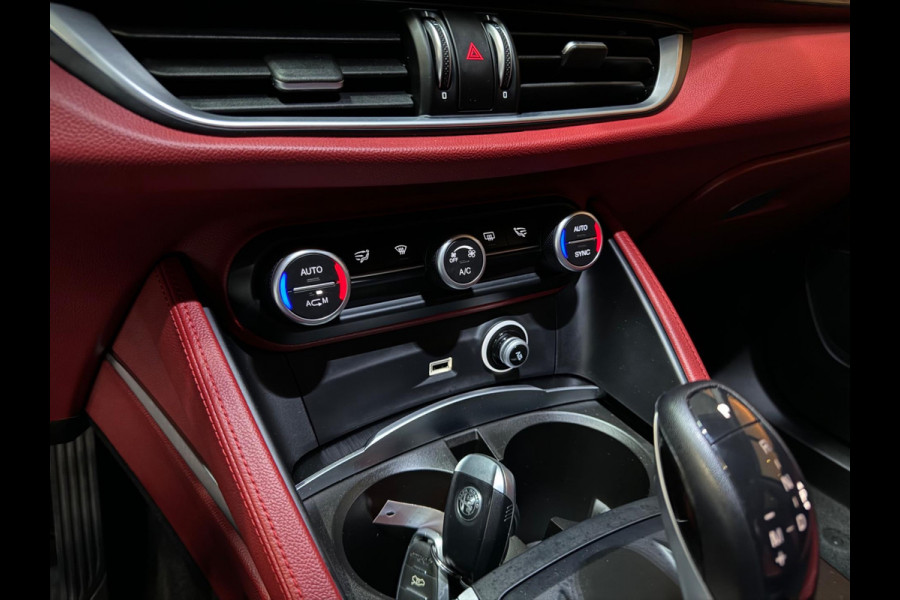 Alfa Romeo Stelvio 2.0 T AWD Super Q4 Garantie Camera PDC Leder Elek Achterklep DAB LED Cruise Clima Navi Rijklaar