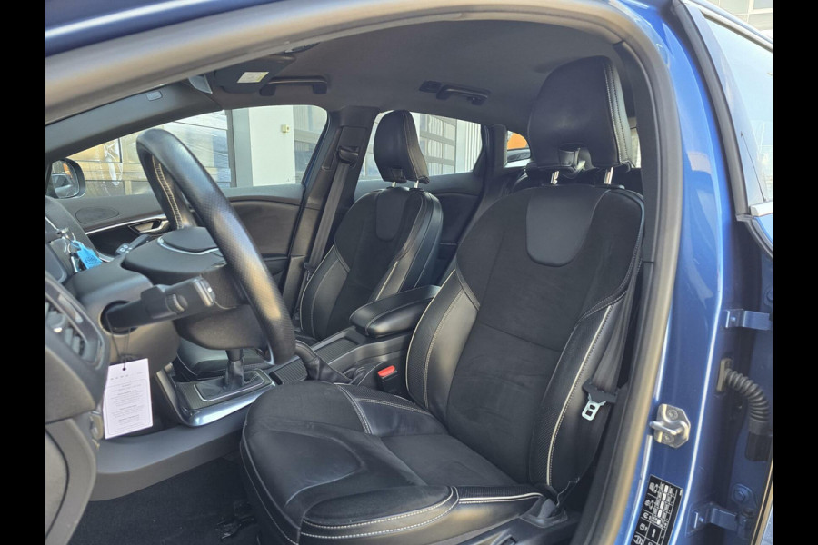Volvo V40 2.0 T4 R-Design