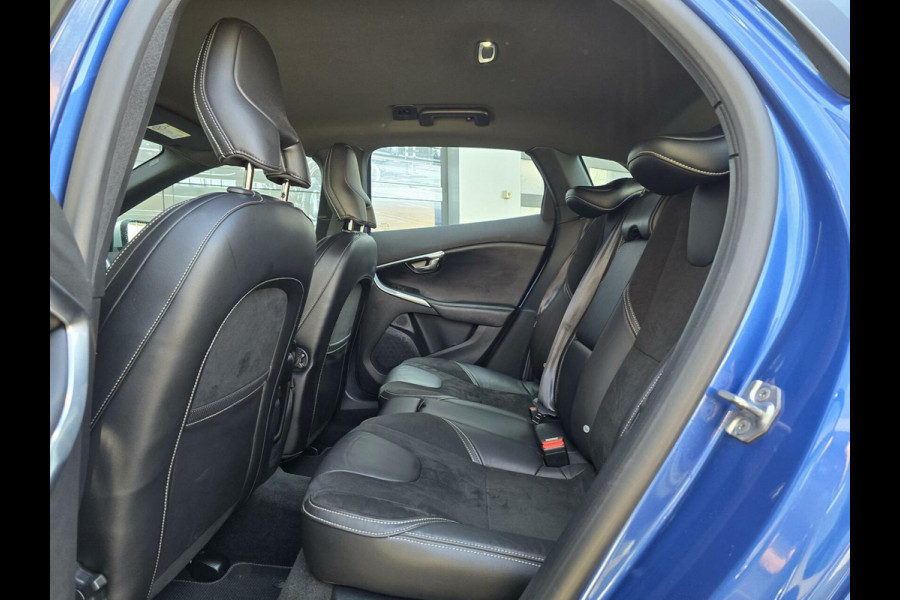 Volvo V40 2.0 T4 R-Design