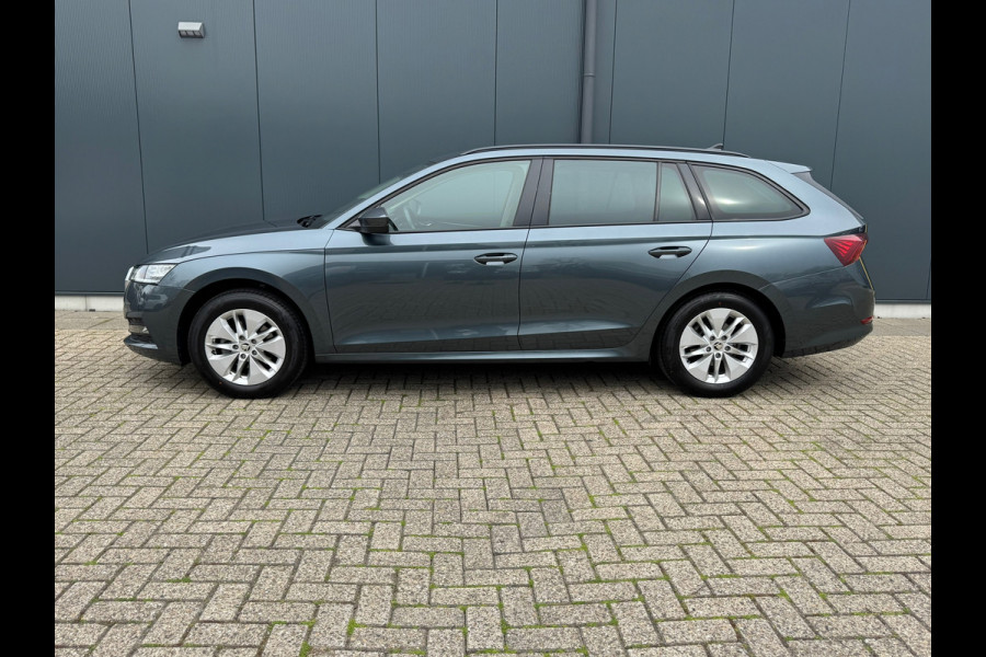 Škoda Octavia Combi * Trekhaak * Visueel Cockpit * AppleCarPlay * Pdc Voor + Achter *