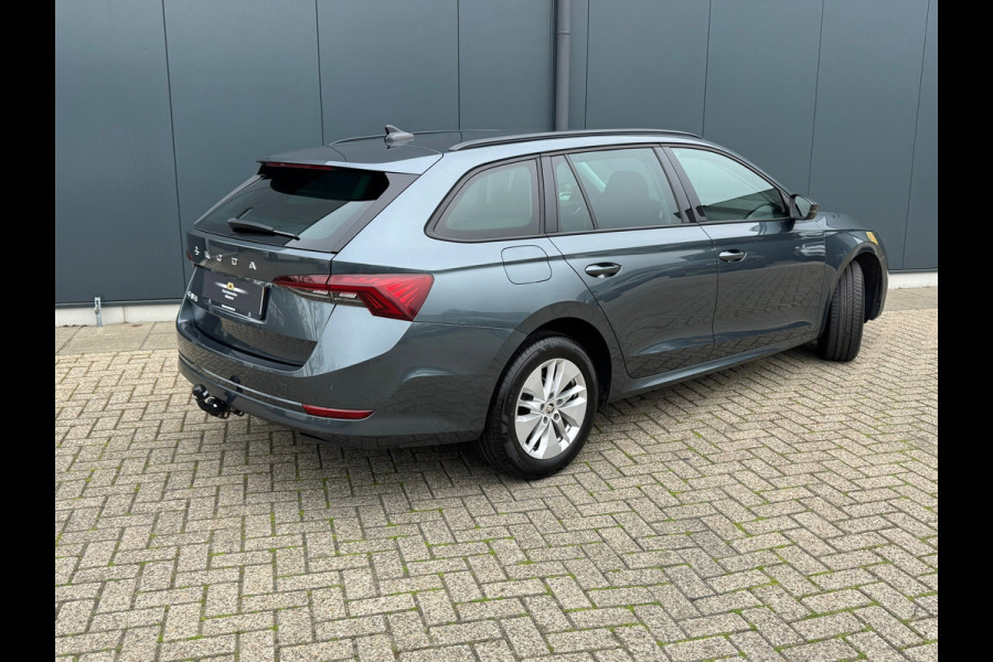Škoda Octavia Combi * Trekhaak * Visueel Cockpit * AppleCarPlay * Pdc Voor + Achter *