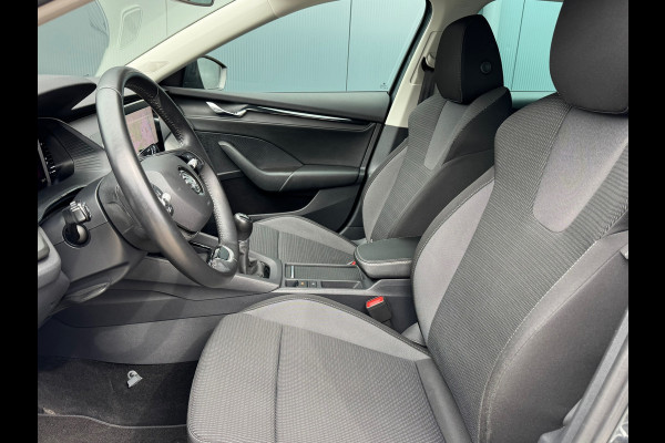 Škoda Octavia Combi * Trekhaak * Visueel Cockpit * AppleCarPlay * Pdc Voor + Achter *