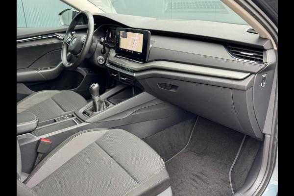 Škoda Octavia Combi * Trekhaak * Visueel Cockpit * AppleCarPlay * Pdc Voor + Achter *