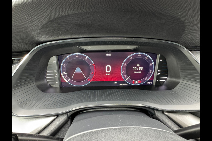 Škoda Octavia Combi * Trekhaak * Visueel Cockpit * AppleCarPlay * Pdc Voor + Achter *