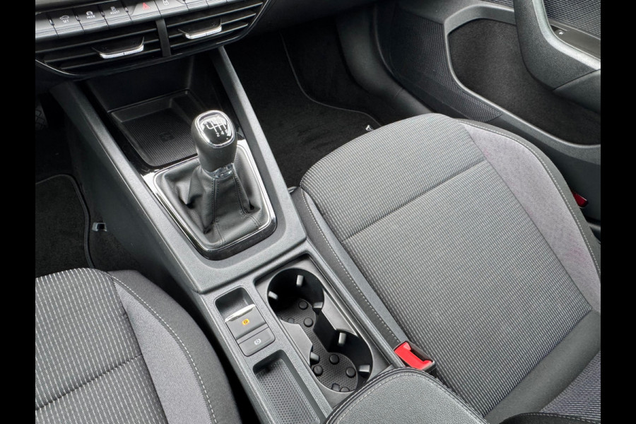 Škoda Octavia Combi * Trekhaak * Visueel Cockpit * AppleCarPlay * Pdc Voor + Achter *