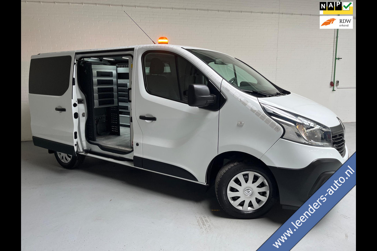 Renault Trafic Servicewagen 1.6 dCi euro6 T27 L1H1 Comfort Bott inrichting Victron v230 Standkachel Trekhaak RIJKLAARPRIJS! Renault Trafic Servicewagen 1.6 dCi euro6 T27 L1H1 Comfort Bott inrichting Victron v230 Standkachel Trekhaak RIJKLAARPRIJS!