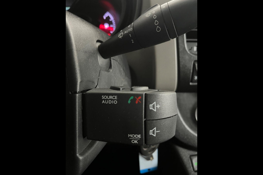 Renault Trafic Servicewagen 1.6 dCi euro6 T27 L1H1 Comfort Bott inrichting Victron v230 Standkachel Trekhaak RIJKLAARPRIJS!