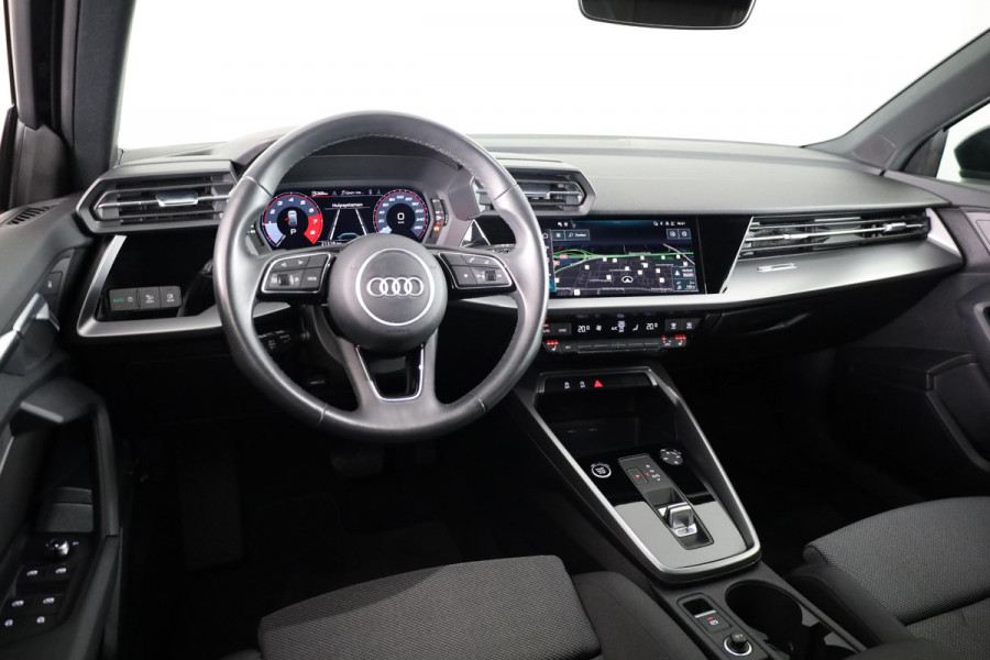 Audi A3 Sportback 30 TFSI Advanced edition 110 pk S-tronic | Verlengde garantie | Navigatie | Parkeersensoren achter | Cruise control | Stoelverwarming | Full-LED koplampen |