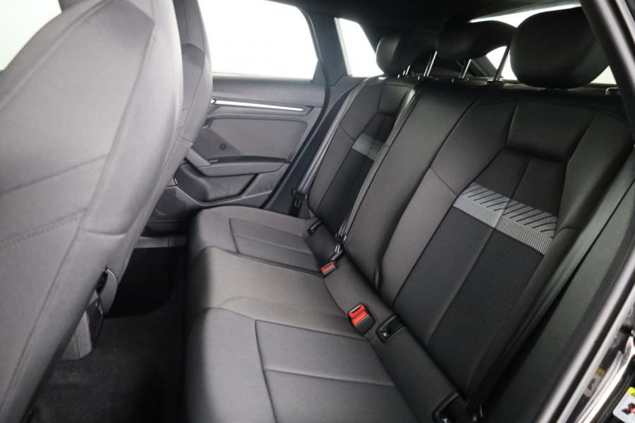 Audi A3 Sportback 30 TFSI Advanced edition 110 pk S-tronic | Verlengde garantie | Navigatie | Parkeersensoren achter | Cruise control | Stoelverwarming | Full-LED koplampen |