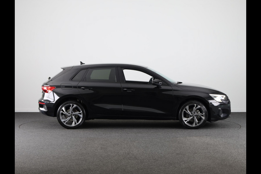 Audi A3 Sportback 30 TFSI Advanced edition 110 pk S-tronic | Verlengde garantie | Navigatie | Parkeersensoren achter | Cruise control | Stoelverwarming | Full-LED koplampen |