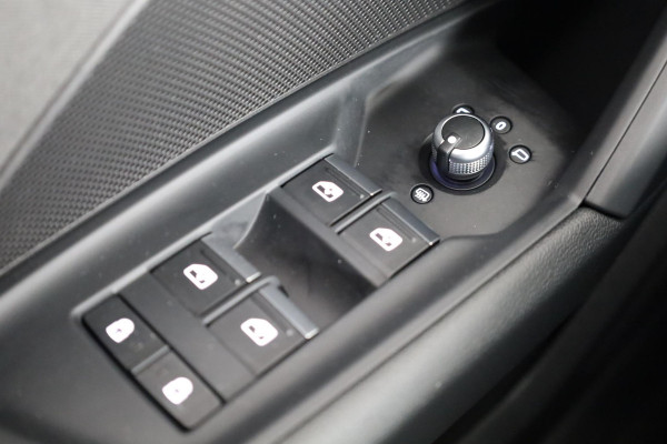 Audi A3 Sportback 30 TFSI Advanced edition 110 pk S-tronic | Verlengde garantie | Navigatie | Parkeersensoren achter | Cruise control | Stoelverwarming | Full-LED koplampen |