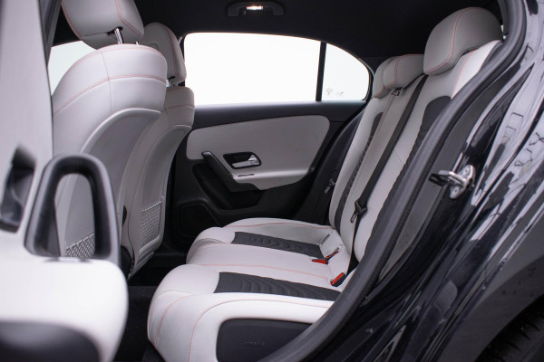 Mercedes-Benz A-Klasse 180 d Business Solution | Camera | Navi | LED |