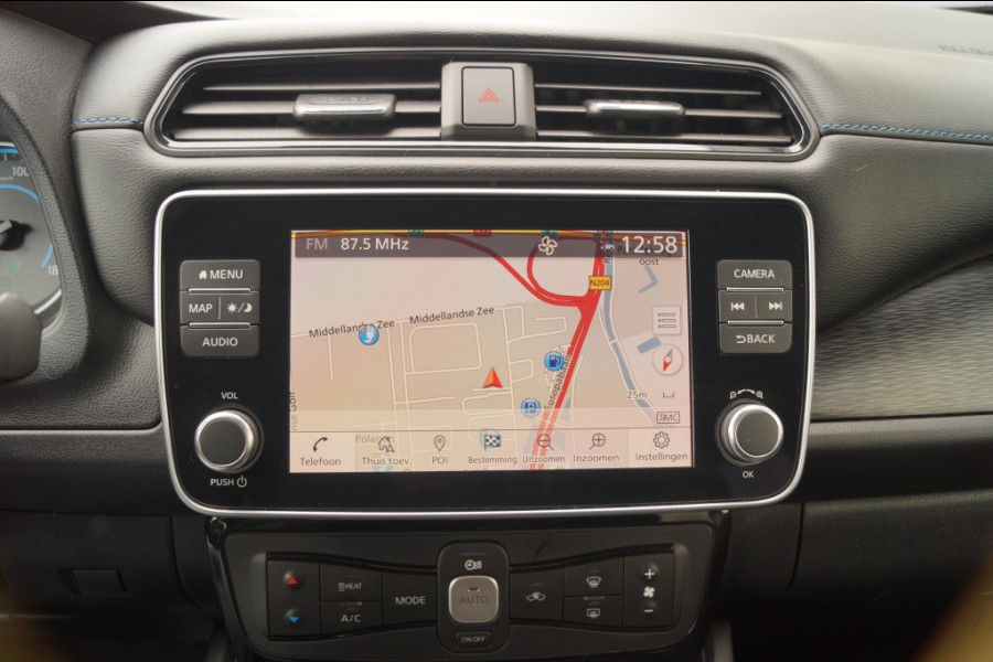 Nissan Leaf N-Connecta 40kWh -NAVI-ECC-PDC-CAM-