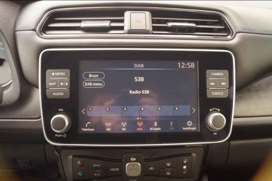 Nissan Leaf N-Connecta 40kWh -NAVI-ECC-PDC-CAM-