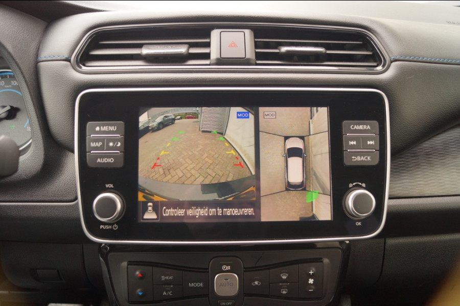 Nissan Leaf N-Connecta 40kWh -NAVI-ECC-PDC-CAM-
