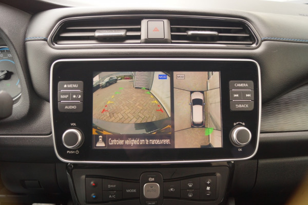 Nissan Leaf N-Connecta 40kWh -NAVI-ECC-PDC-CAM-
