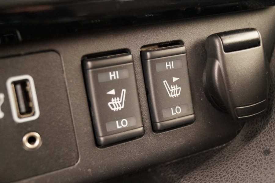 Nissan Leaf N-Connecta 40kWh -NAVI-ECC-PDC-CAM-