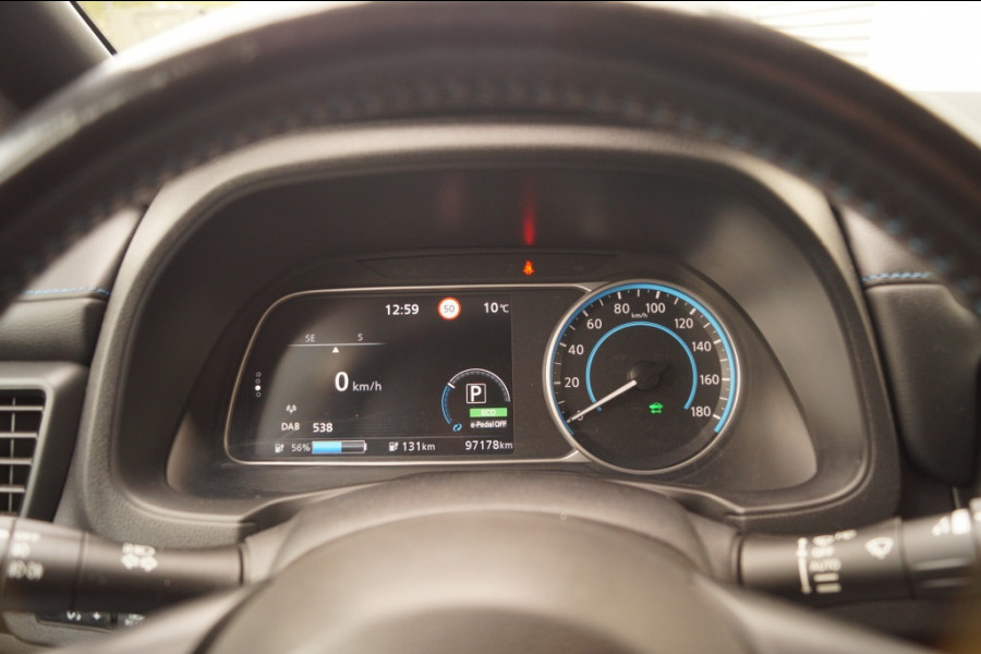 Nissan Leaf N-Connecta 40kWh -NAVI-ECC-PDC-CAM-