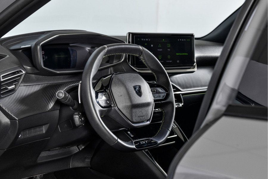 Peugeot 2008 1.2 PureTech 130 PK GT - Automaat | Dig. Cockpit | Adapt. Cruise | Elek. stoel | Stoelverw. | PDC | Camera | NAV+App. Connect | Auto. Airco | LM 17"| 6653