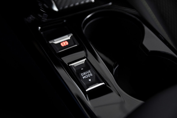 Peugeot 2008 1.2 PureTech 130 PK GT - Automaat | Dig. Cockpit | Adapt. Cruise | Elek. stoel | Stoelverw. | PDC | Camera | NAV+App. Connect | Auto. Airco | LM 17"| 6653