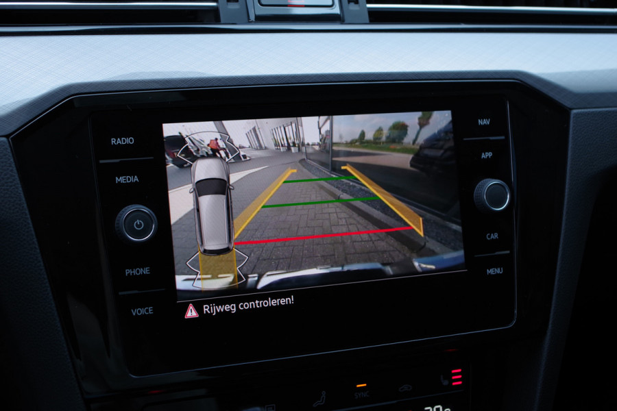 Volkswagen Passat Variant 1.4 TSI PHEV GTE 218 PK BNS, Camera, Adap. Cruise Control, LED, Carplay
