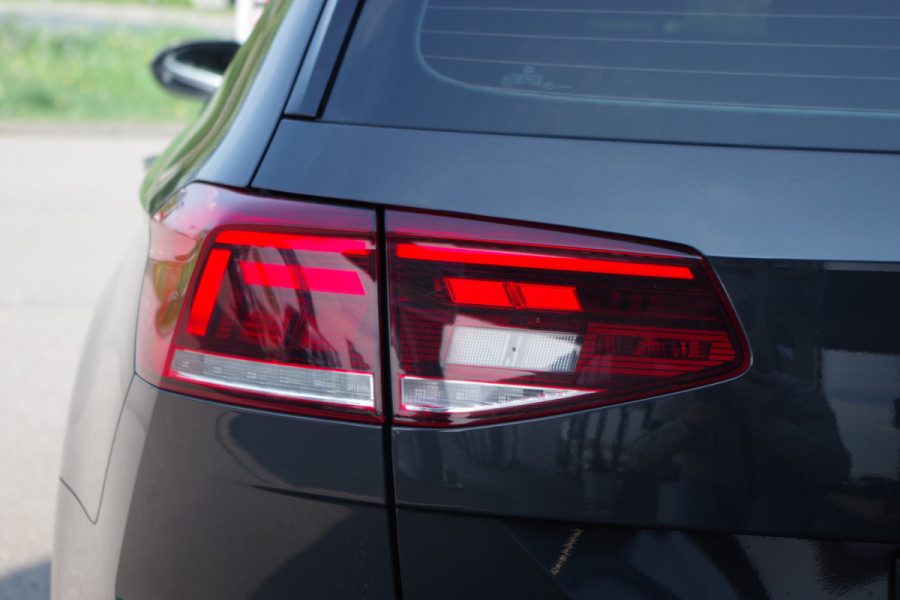 Volkswagen Passat Variant 1.4 TSI PHEV GTE 218 PK BNS, Camera, Adap. Cruise Control, LED, Carplay