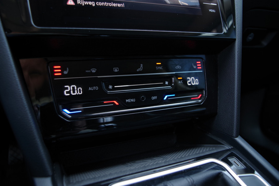 Volkswagen Passat Variant 1.4 TSI PHEV GTE 218 PK BNS, Camera, Adap. Cruise Control, LED, Carplay