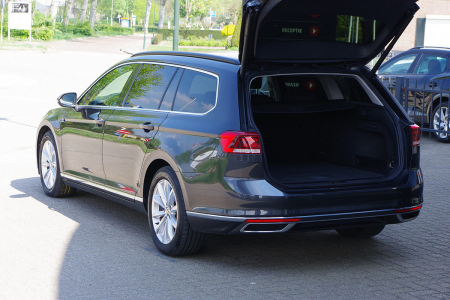 Volkswagen Passat Variant 1.4 TSI PHEV GTE 218 PK BNS, Camera, Adap. Cruise Control, LED, Carplay
