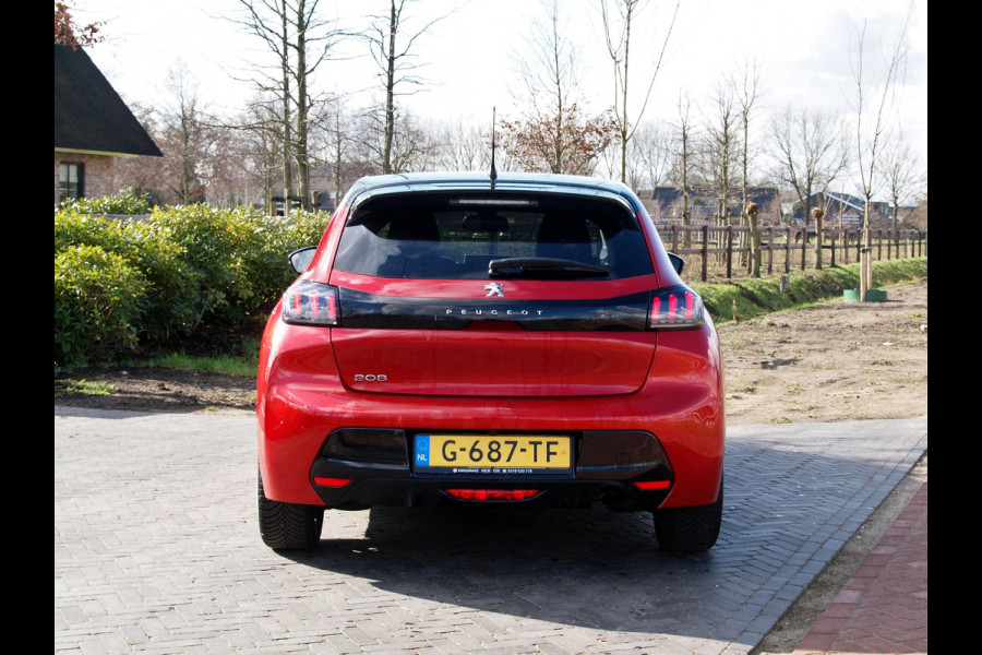 Peugeot 208 1.2 PureTech Blue Lease Allure | Apple Carplay | 100 PK | Two-Tone | Achteruitrijcamera | Navigatie |