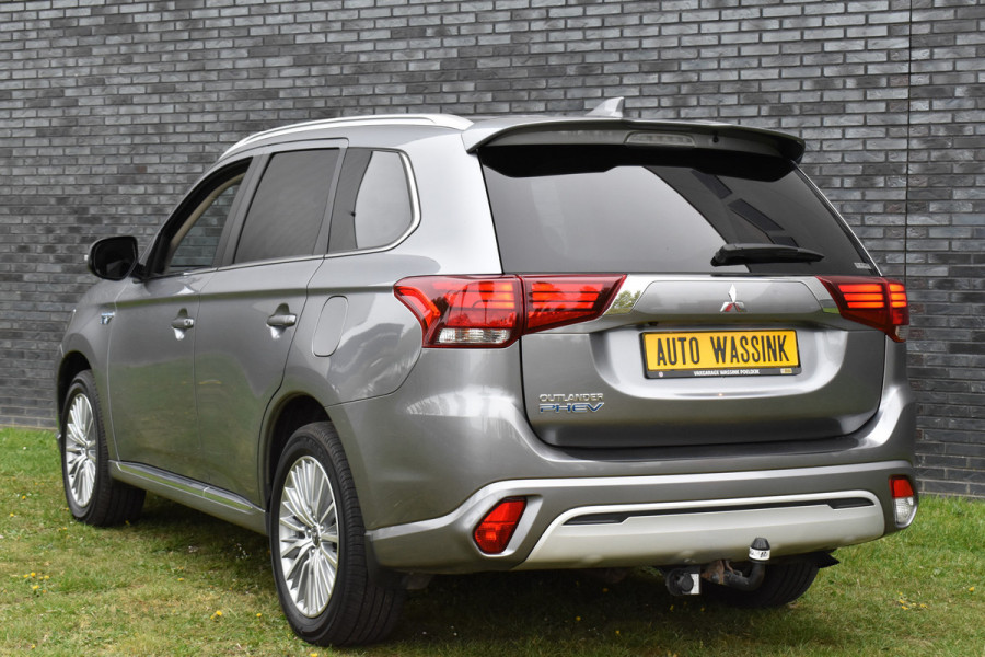 Mitsubishi Outlander 2.4 PHEV Navi/Alcantara-Leder/Camera/Pdc/Standkachel/Trekhaak/Etc.!