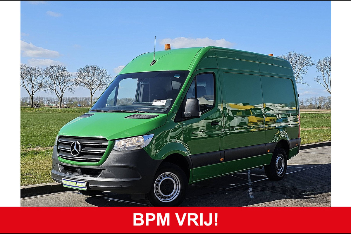 Mercedes-Benz Sprinter 314 2.2 CDI L2H2 airco, navi, mbux, camera, pdc, trekhaak Mercedes-Benz Sprinter 314 2.2 CDI L2H2 airco, navi, mbux, camera, pdc, trekhaak