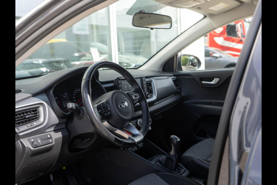 Kia Stonic 1.0 T-GDi DynamicLine | Apple Carplay | 17inch lichtmetalen velgen | Navi