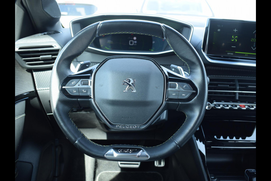 Peugeot 208 1.2 PureTech GT Pack PANORAMADAK | AUTOMAAT | NAVIGATIE / CARPLAY | ACHTERUITRIJCAMERA MET SENSOREN |