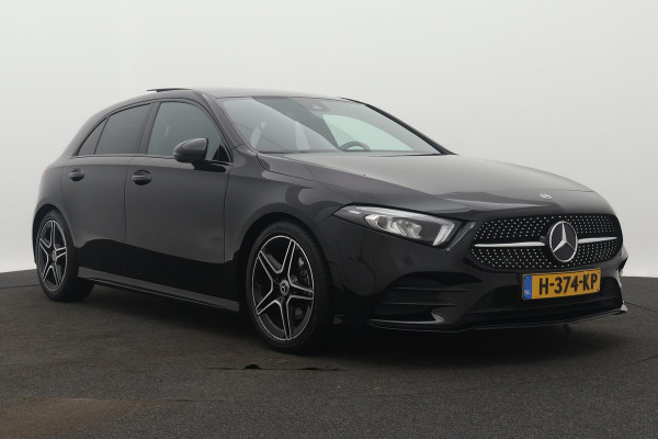 Mercedes-Benz A-Klasse 180 Business Solution AMG Night Upgrade Automaat (PANORAMADAK, STOELVERWARMING, CAMERA, 1e EIGENAAR)