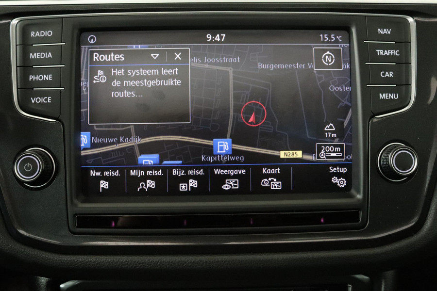 Volkswagen Tiguan 1.4 TSI ACT Highline (PANORAMADAK, PARKEERSENSOREN, TREKHAAK, CRUISE, NAVIGATIE, STOELVERWARMING, CAMERA)