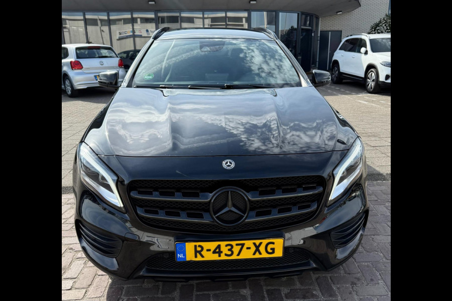 Mercedes-Benz GLA 180 Business Solution AMG Limited