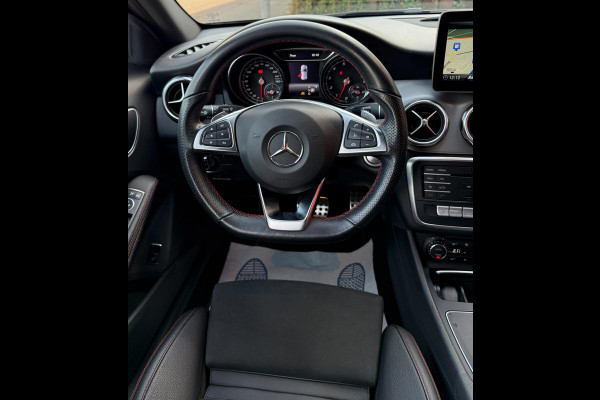 Mercedes-Benz GLA 180 Business Solution AMG Limited
