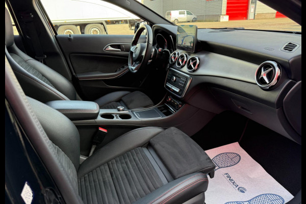 Mercedes-Benz GLA 180 Business Solution AMG Limited