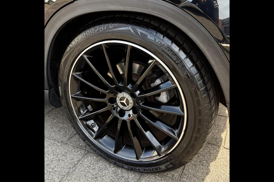 Mercedes-Benz GLA 180 Business Solution AMG Limited