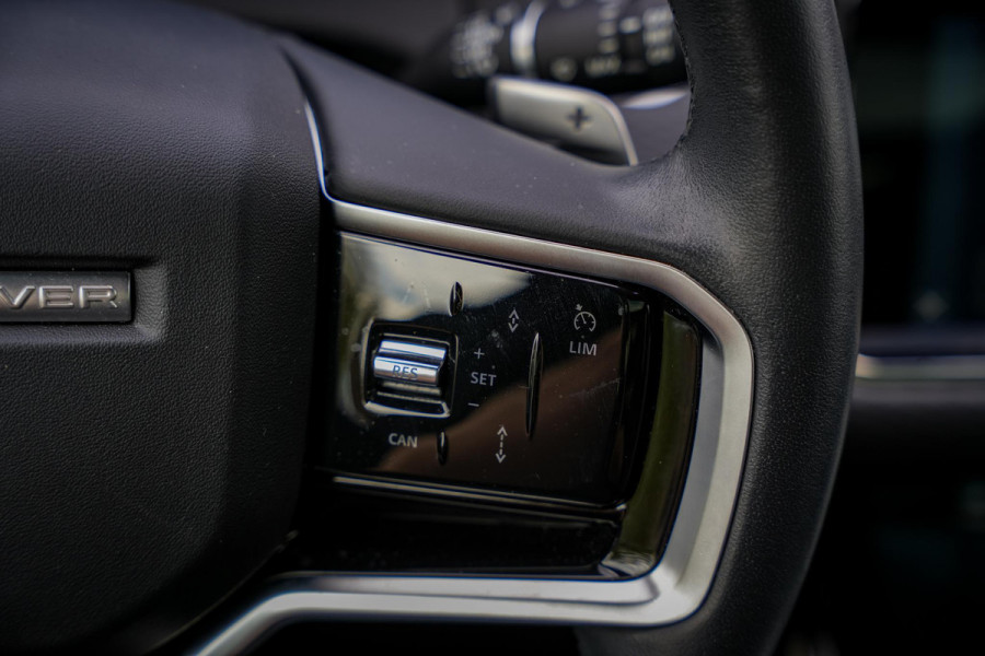 Land Rover Range Rover Evoque 2.0 P200 AWD R-Dynamic Panoramadak Keyless Matrix LED Camera Leer stoelverw. 21''LM