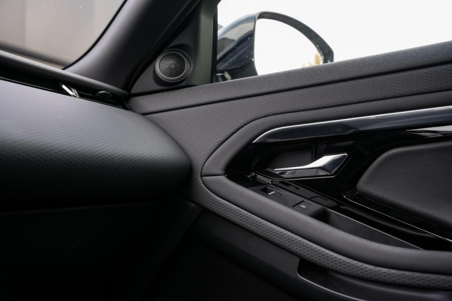 Land Rover Range Rover Evoque 2.0 P200 AWD R-Dynamic Panoramadak Keyless Matrix LED Camera Leer stoelverw. 21''LM