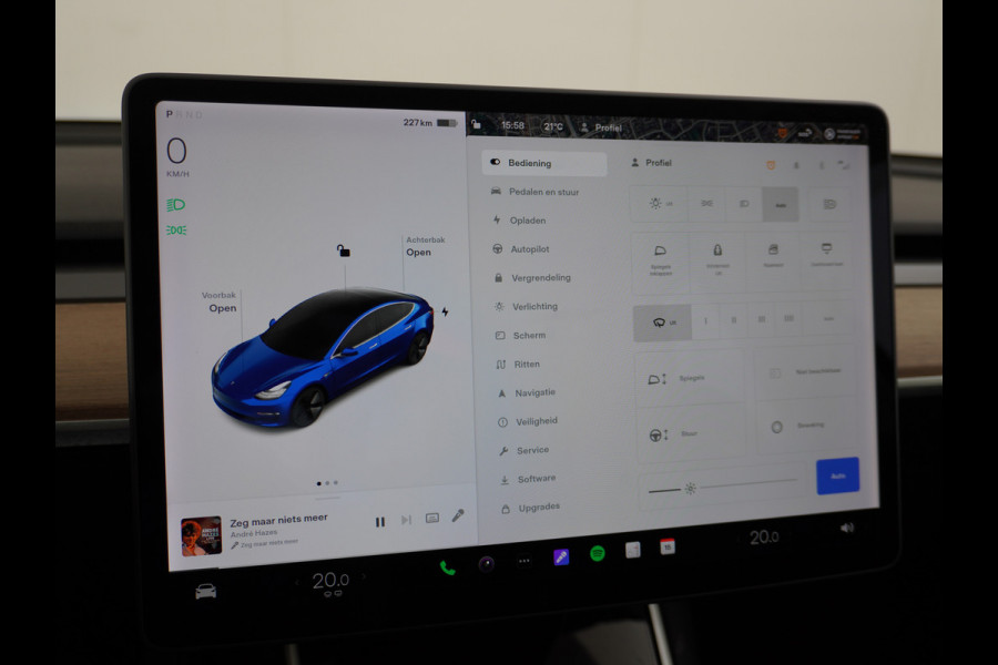 Tesla Model 3 2020 RWD SR+ 60kWh 325PK FSD-3 Computer AutoPilot Leder PanoDak Adaptive-Cruise Lmv 18" Camera's Elektr.-Stuur+Stoelen+Spiegels+ Navi LED Comfortstoelen ACC DAB Voorverwarmen interieur en Keyless via App Origineel Nederlandse auto tot 11kw laden thuis! Garantie Accu en motor tot 18-03-2028/160.000km 1.584kg licht!