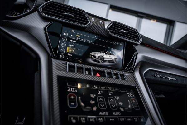 Lamborghini Urus 4.0 V8 Performante - Akrapovic | Panorama | Carbon | B&O
