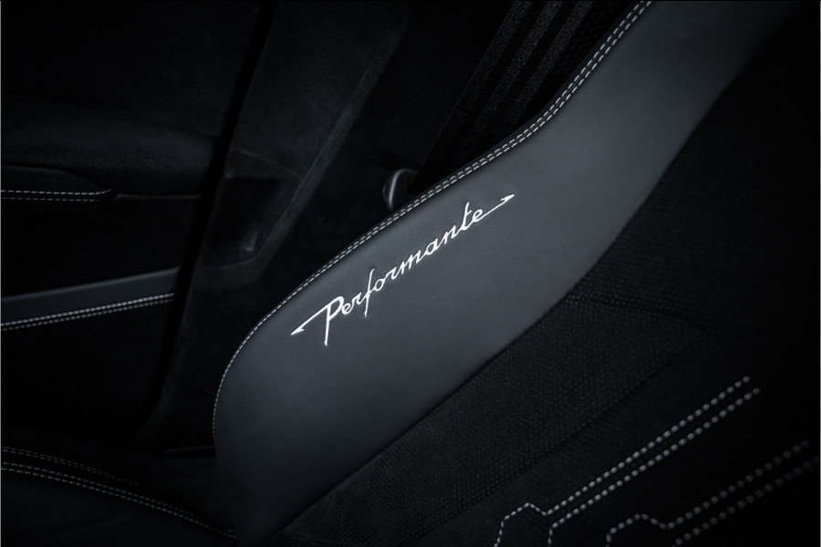 Lamborghini Urus 4.0 V8 Performante - Akrapovic | Panorama | Carbon | B&O